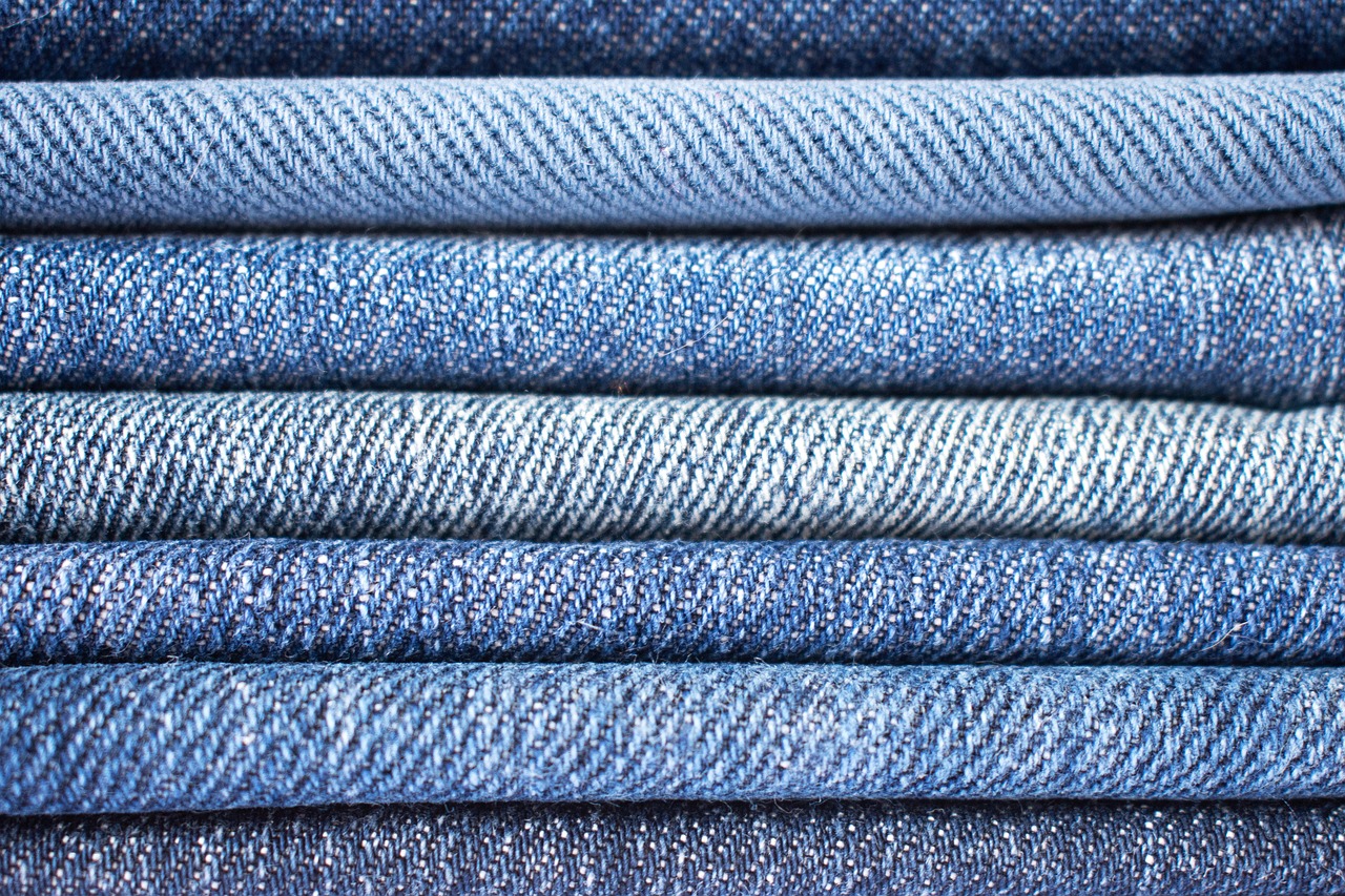 Spodnie Wrangler męskie – klasyka i styl w jednym